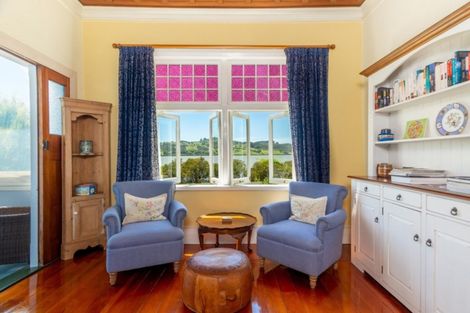 Photo of property in 13 Old Beach Road, Kohukohu, 0491