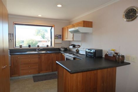 Photo of property in 2/152 North Street, West End, Timaru, 7910