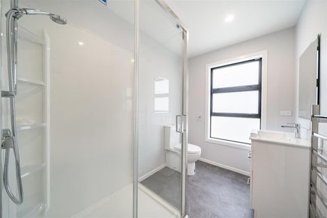 Photo of property in 4a Pohutukawa Street, Woburn, Lower Hutt, 5010