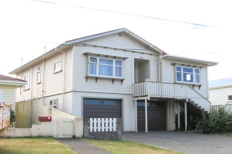 Photo of property in 2 Wentworth Street, Mornington, Wellington, 6021