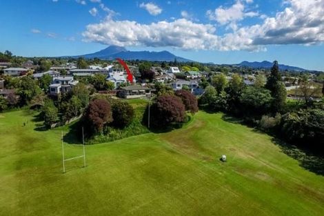 Photo of property in 233b Carrington Street, Vogeltown, New Plymouth, 4310