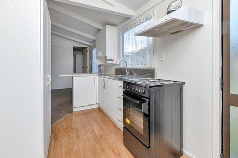 Photo of property in 15 Tamure Place, Ruakaka, 0116