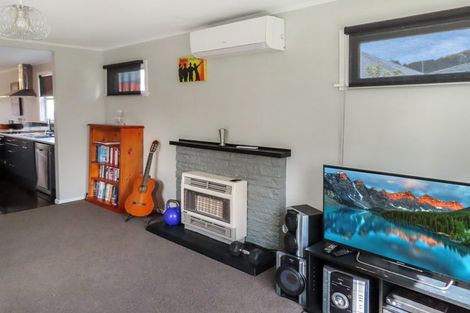 Photo of property in 53 Ward Street, Trentham, Upper Hutt, 5018