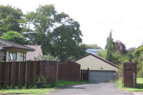 Photo of property in 21 Meilland Place, Glen Eden, Auckland, 0602