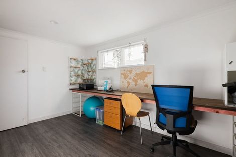 Photo of property in 203 Warburton Crescent, Te Awamutu, 3800