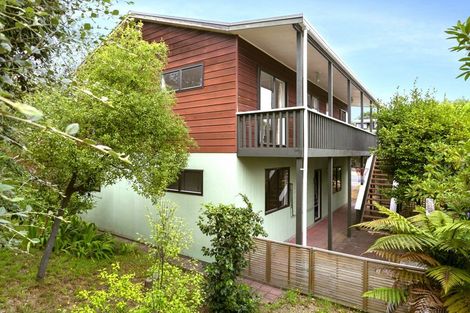 Photo of property in 2/6 Kowhai Road, Rainbow Point, Taupo, 3330