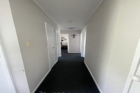 Photo of property in 50 Sungrove Rise, Sunnyvale, Auckland, 0612