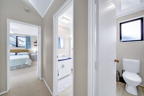 Photo of property in 12c Rimu Street, Strandon, New Plymouth, 4312