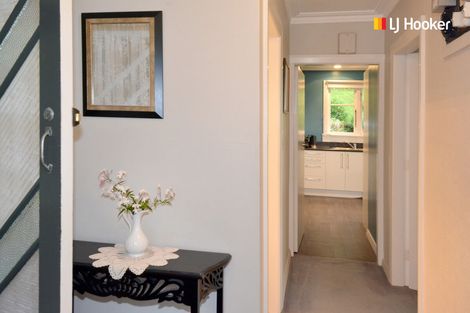 Photo of property in 6 Middleton Road, Kew, Dunedin, 9012