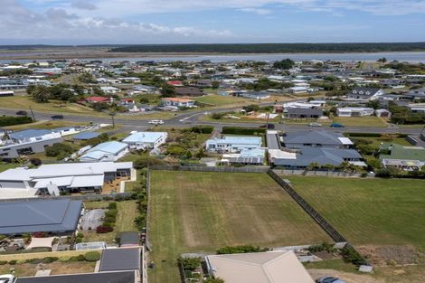 Photo of property in 38 Andrews Street, Foxton Beach, Foxton, 4815