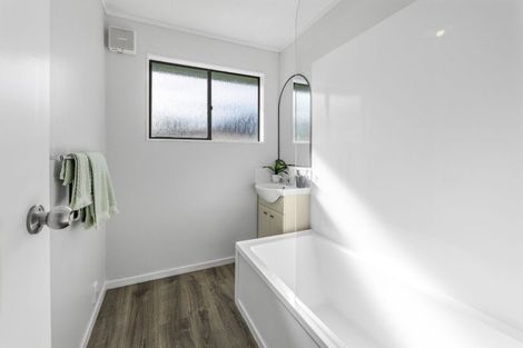 Photo of property in 51 Desert Gold Street, Ascot Park, Porirua, 5024