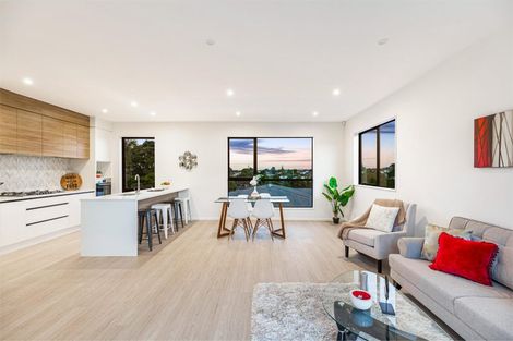 Photo of property in 16a Sheridan Drive, New Lynn, Auckland, 0600