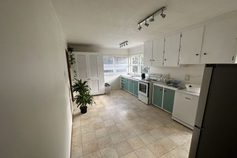 Photo of property in 1/663 Te Atatu Road, Te Atatu Peninsula, Auckland, 0610