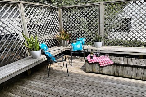 Photo of property in 2/24 West End Road, Herne Bay, Auckland, 1022