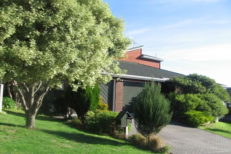 Photo of property in 89 Ayton Drive, Whitby, Porirua, 5024