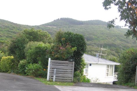 Photo of property in 13 Saint Catherines Terrace, Tawa, Wellington, 5028