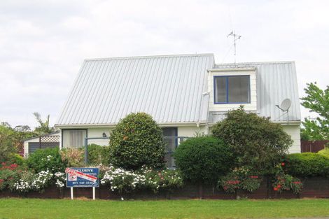 Photo of property in 8 Katterns Street, Katikati, 3129