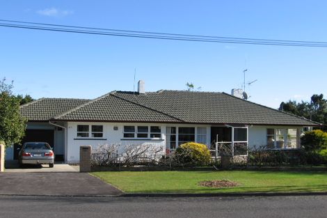 Photo of property in 27 Darley Street, Maeroa, Hamilton, 3200