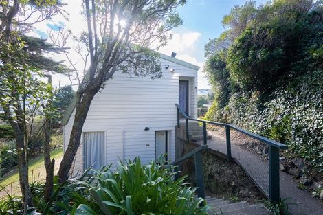 Photo of property in 86 Black Rock Road, Newlands, Wellington, 6037