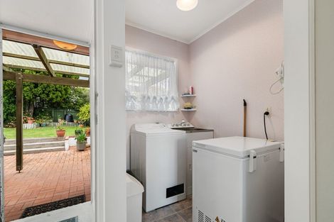 Photo of property in 9 Neri Crescent, Pomare, Rotorua, 3015