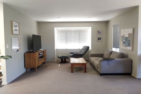 Photo of property in 2 Moeraki Place, Hei Hei, Christchurch, 8042