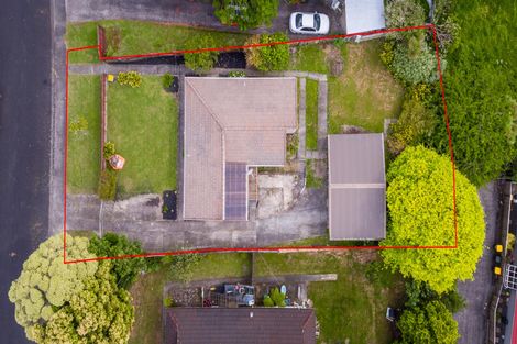 Photo of property in 17 Adam Sunde Place, Glen Eden, Auckland, 0602