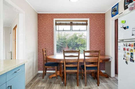 Photo of property in 30 Battersea Place, Roslyn, Palmerston North, 4414