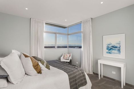 Photo of property in 6 Gazelle Lane, Redcliffs, Christchurch, 8081