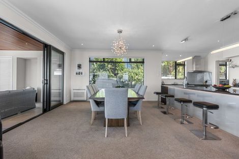 Photo of property in 16 Parkland Rise, Omokoroa, 3114