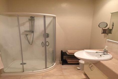 Photo of property in Scotia Tower Apartments, 8f/8 Scotia Place, Auckland Central, Auckland, 1010