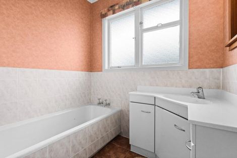 Photo of property in 302 Lascelles Street, Saint Leonards, Hastings, 4120