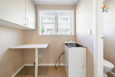 Photo of property in 274 Naenae Road, Naenae, Lower Hutt, 5011