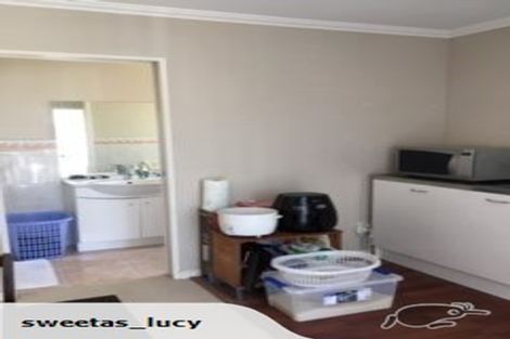 Photo of property in 43 Calypso Way, Unsworth Heights, Auckland, 0632