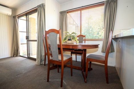 Photo of property in 3/2 Bill Ashcroft Grove, Havelock North, 4130