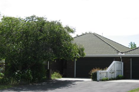 Photo of property in 39 Apsley Drive Avonhead Christchurch City
