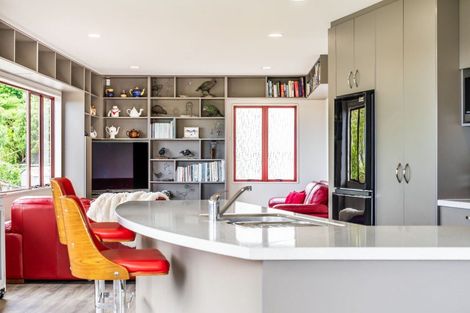 Photo of property in 70 Kate Sheppard Avenue, Torbay, Auckland, 0630