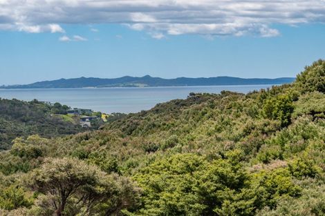 Photo of property in 34 Opoi Lane, Cable Bay, 0420