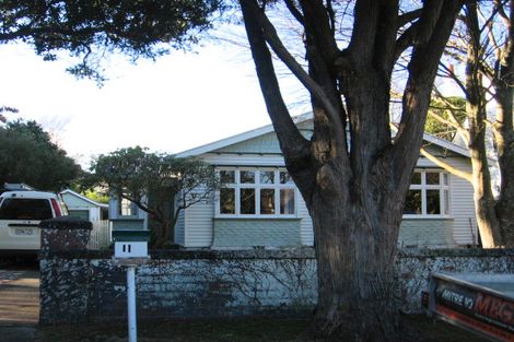 Photo of property in 11 Totara Crescent, Woburn, Lower Hutt, 5010