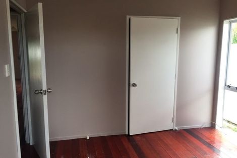 Photo of property in 1/144 Shifnal Drive, Randwick Park, Auckland, 2105