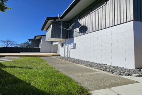Photo of property in 1/25 Sartors Avenue, Northcross, Auckland, 0630