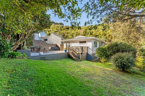 Photo of property in 135 Orangi Kaupapa Road, Northland, Wellington, 6012