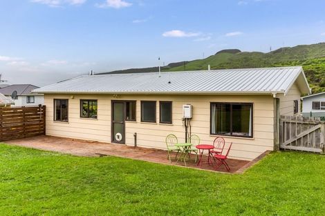 Photo of property in 32 Nassau Avenue, Grenada North, Wellington, 5028