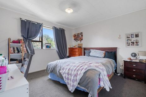 Photo of property in 96 Kayes Road, Pukekohe, 2120