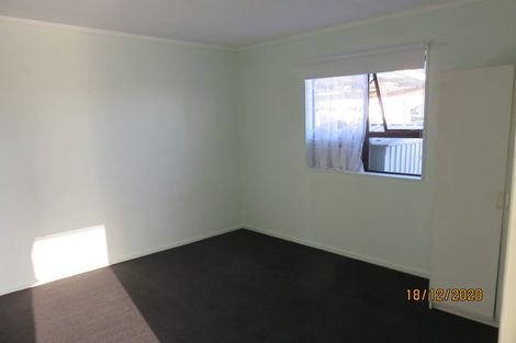 Photo of property in 2/328 East Coast Road, Sunnynook, Auckland, 0632