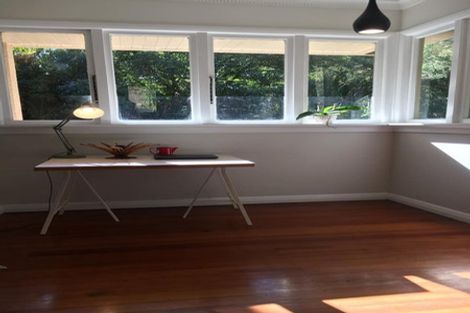Photo of property in 26 Paturoa Road, Titirangi, Auckland, 0604
