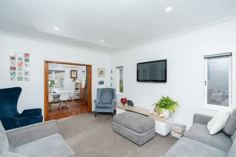 Photo of property in 14 Bolmuir Road, Forest Lake, Hamilton, 3200
