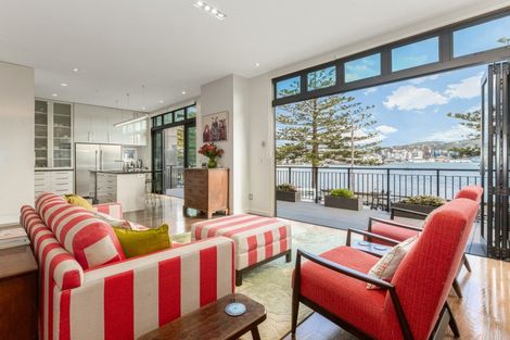 Photo of property in 286 Oriental Parade, Oriental Bay, Wellington, 6011
