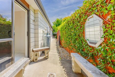 Photo of property in 49a Avenue Road, Greenmeadows, Napier, 4112