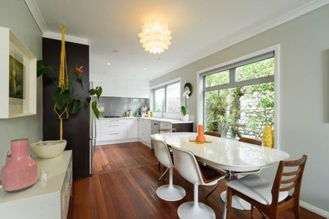 Photo of property in 59 Highbury Road, Highbury, Wellington, 6012