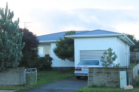 Photo of property in 14 Anthony Grove, Paraparaumu Beach, Paraparaumu, 5032